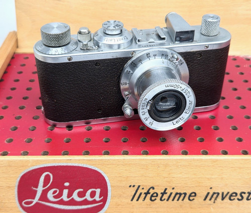 Leica standard model - model, e